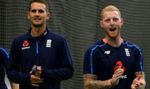 অনির্দিষ্টকালের জন্য স্টোকস-হেলস বহিষ্কার