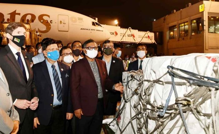 চলে এসেছে মডার্না ও সিনোফার্মের ভ্যাক্সিন